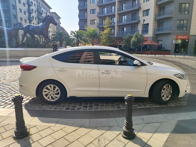 Hyundai Avante 2016, 210,430 km - 1.6 l - Bakı