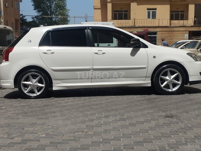 Toyota Corolla 2005, 370,000 km - 1.4 l - Bakı