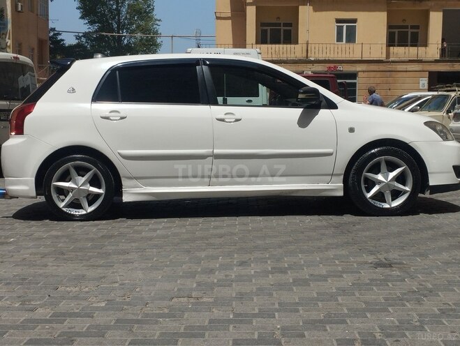 Toyota Corolla 2005, 370,000 km - 1.4 l - Bakı