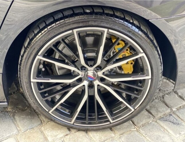BMW 528 2013, 218,000 km - 2.0 l - Neftçala