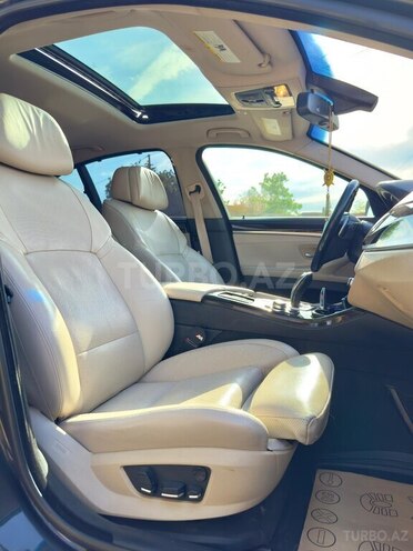 BMW 528 2013, 218,000 km - 2.0 l - Neftçala