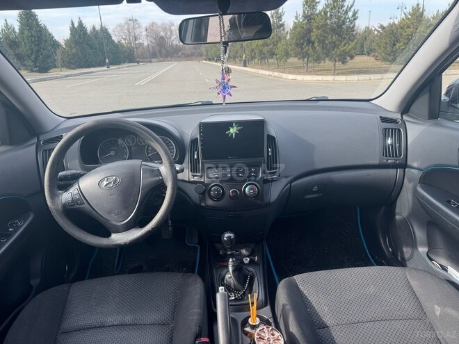 Hyundai i30 2009, 260,000 km - 1.4 л - Ağdaş