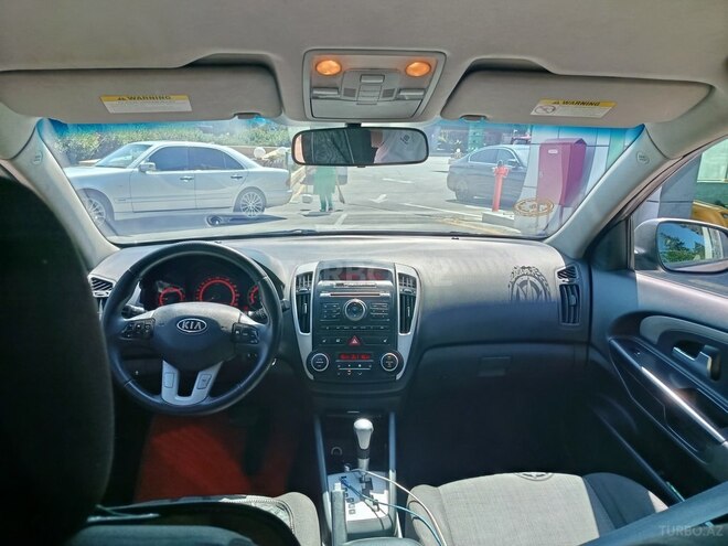 Kia  2010, 300,008 km - 1.6 l - Bakı