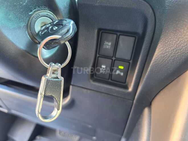 Toyota Land Cruiser Prado 2012, 177,000 km - 2.7 l - Bakı