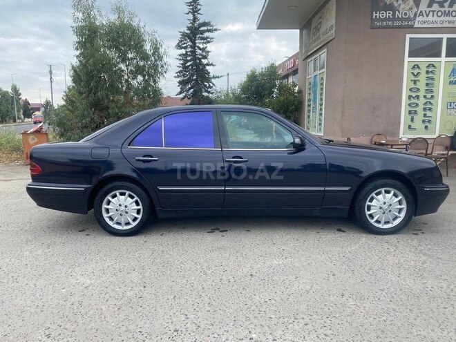 Mercedes E 270 2000, 333,000 km - 2.7 l - Bakı