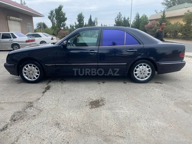 Mercedes E 270 2000, 333,000 km - 2.7 l - Bakı