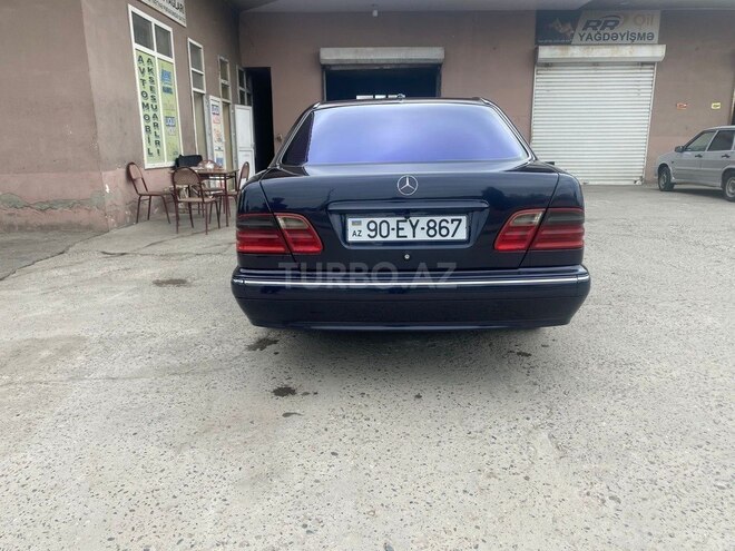 Mercedes E 270 2000, 333,000 km - 2.7 l - Bakı