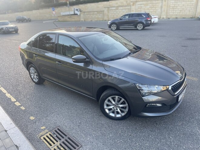 Skoda Rapid 2021, 86,000 km - 1.6 l - Bakı