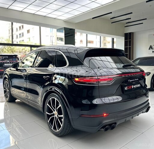 Porsche Cayenne 2018, 56,000 km - 3.0 l - Bakı