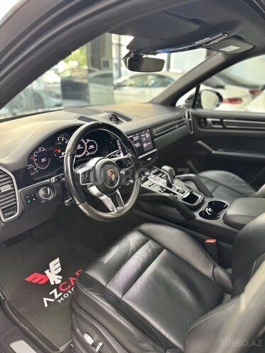 Porsche Cayenne 2018, 56,000 km - 3.0 l - Bakı