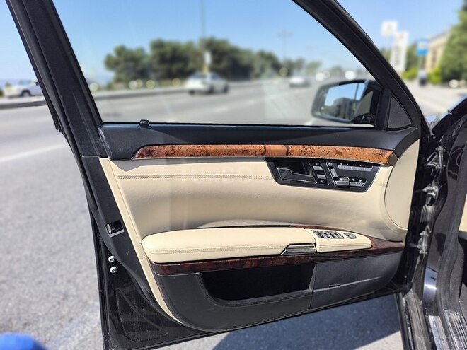 Mercedes S 500 2006, 276,093 km - 5.5 л - Bakı