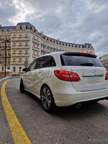 Mercedes B 200 2012, 140,000 km - 1.6 l - Bakı