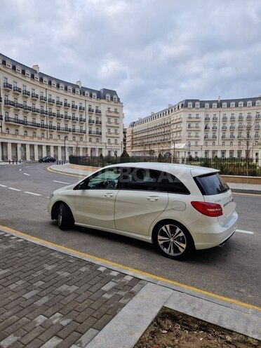 Mercedes B 200 2012, 140,000 km - 1.6 l - Bakı