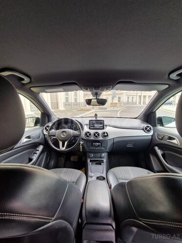 Mercedes B 200 2012, 140,000 km - 1.6 l - Bakı