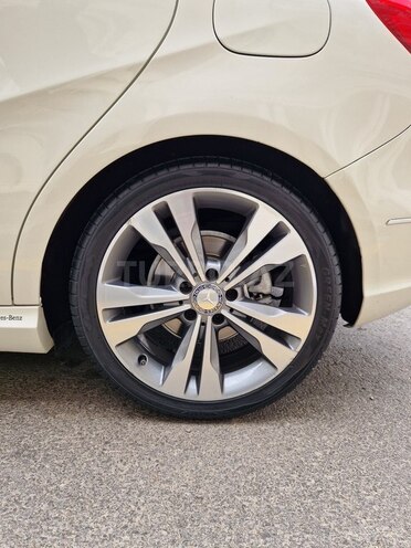 Mercedes B 200 2012, 140,000 km - 1.6 l - Bakı