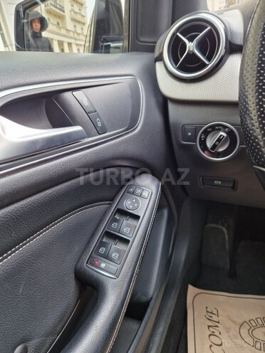Mercedes B 200 2012, 140,000 km - 1.6 l - Bakı