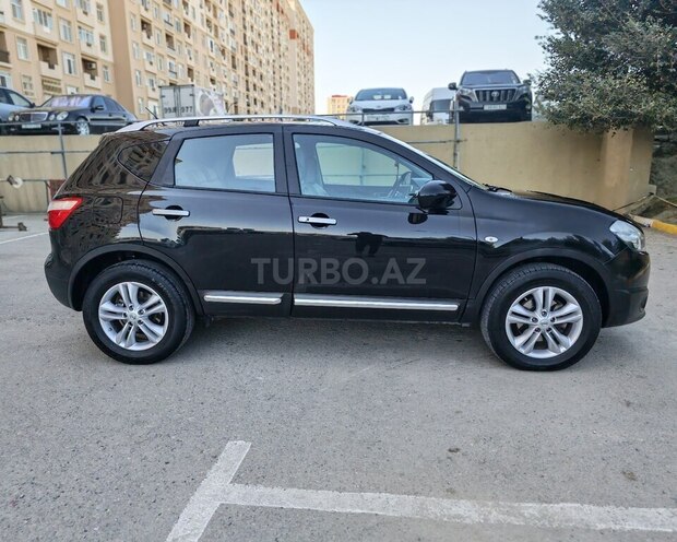 Nissan Qashqai 2013, 137,700 km - 2.0 l - Bakı