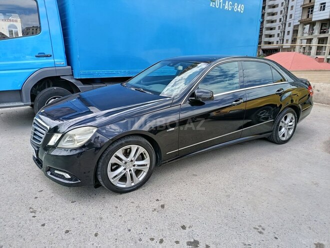 Mercedes E 350 2010, 330,000 km - 3.5 l - Bakı