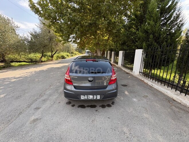Hyundai i30 2009, 250,500 km - 1.4 л - Şirvan