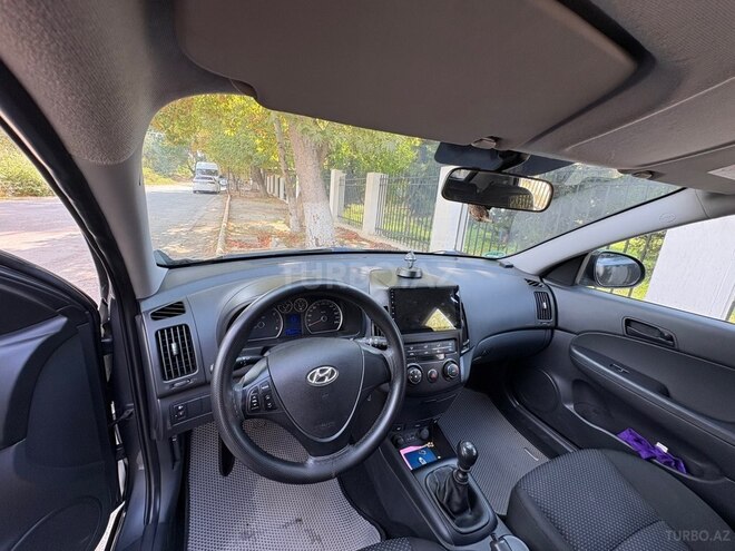 Hyundai i30 2009, 250,500 km - 1.4 л - Şirvan