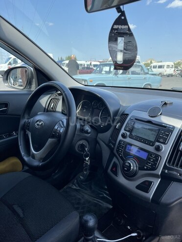 Hyundai i30 2009, 360,000 km - 1.6 l - Tovuz