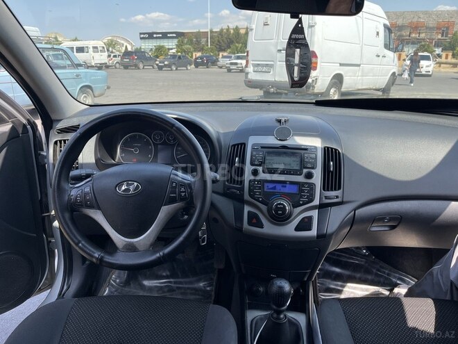 Hyundai i30 2009, 360,000 km - 1.6 l - Tovuz