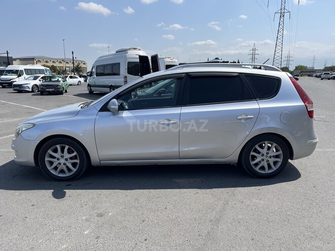 Hyundai i30 2009, 360,000 km - 1.6 l - Tovuz