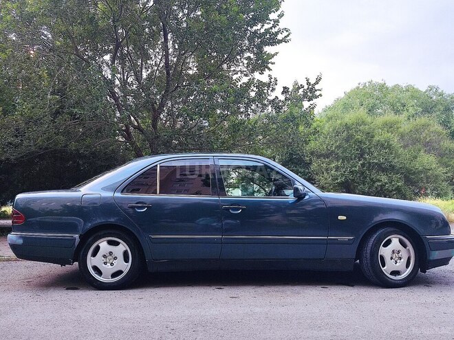 Mercedes E 220 1997, 764,300 km - 2.2 l - Sumqayıt