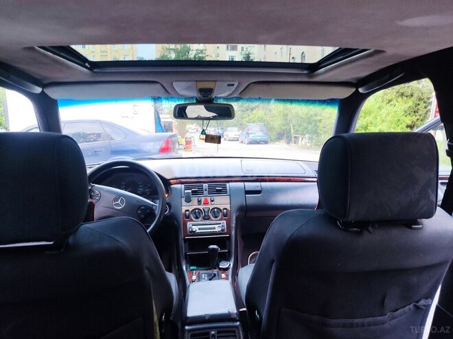 Mercedes E 220 1997, 764,300 km - 2.2 l - Sumqayıt