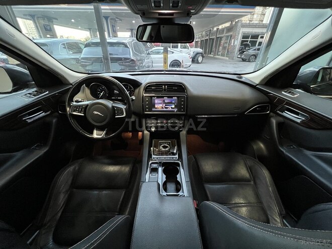 Jaguar F-Pace 2017, 80,000 km - 2.0 l - Bakı
