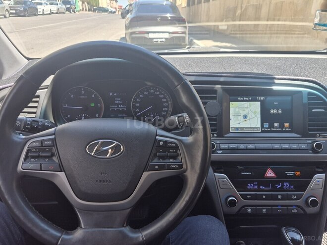 Hyundai Avante 2015, 167,000 km - 1.6 л - Bakı