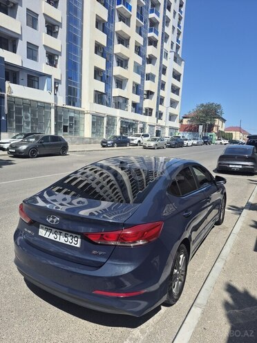 Hyundai Avante 2015, 167,000 km - 1.6 л - Bakı