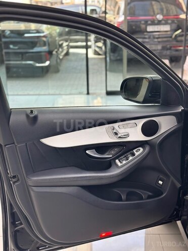 Mercedes GLC 250 4MATIC 2018, 82,836 km - 2.0 l - Bakı
