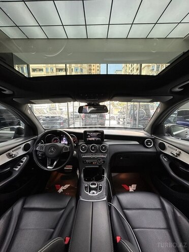 Mercedes GLC 250 4MATIC 2018, 82,836 km - 2.0 l - Bakı