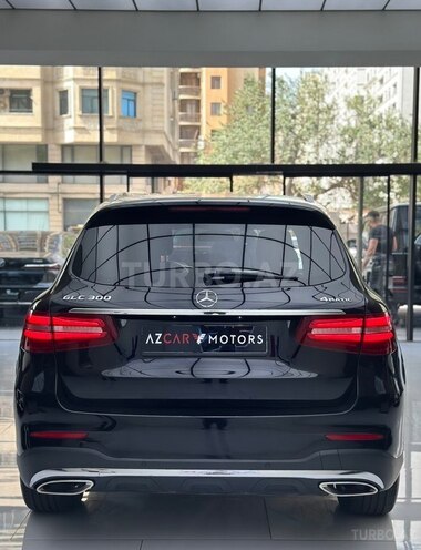 Mercedes GLC 250 4MATIC 2018, 82,836 km - 2.0 l - Bakı