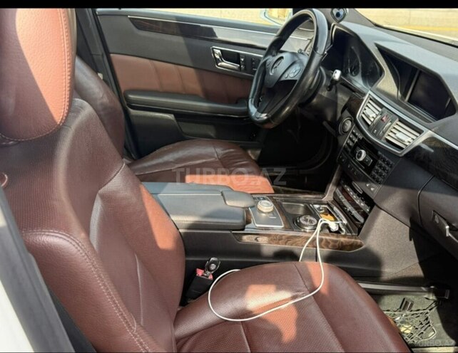 Mercedes E 300 2009, 424,000 km - 3.0 л - Bakı