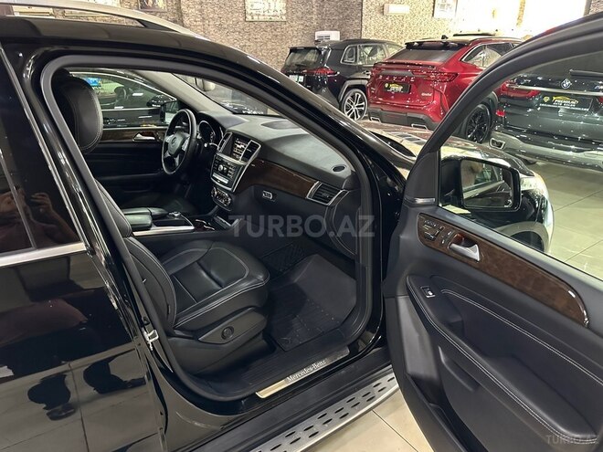 Mercedes ML 350 4MATIC 2012, 220,000 km - 3.5 l - Bakı