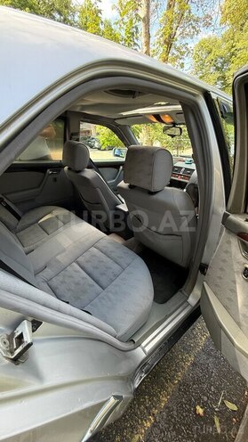 Mercedes C 220 1995, 450,000 km - 2.2 l - Quba