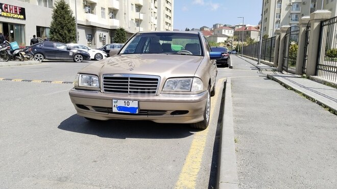 Mercedes C 230 2000, 317,000 km - 2.3 l - Bakı