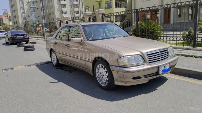 Mercedes C 230 2000, 317,000 km - 2.3 l - Bakı