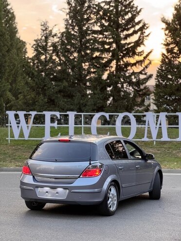 Opel Astra 2006, 272,000 km - 1.4 l - Mingəçevir