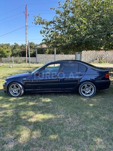 BMW 318 2001, 400,000 km - 2.0 l - Qusar