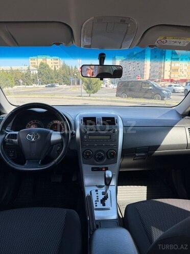 Toyota Corolla 2013, 186,000 km - 1.6 l - Bakı
