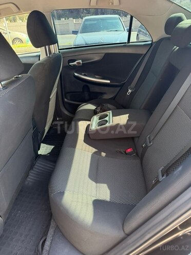 Toyota Corolla 2013, 186,000 km - 1.6 l - Bakı