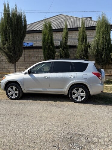 Toyota RAV4 2006, 268,000 km - 2.4 l - Beyləqan