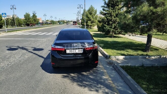 Toyota Corolla 2018, 145,000 km - 1.6 l - Bakı
