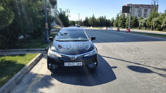 Toyota Corolla 2018, 145,000 km - 1.6 l - Bakı