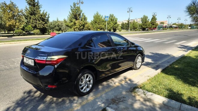 Toyota Corolla 2018, 145,000 km - 1.6 l - Bakı