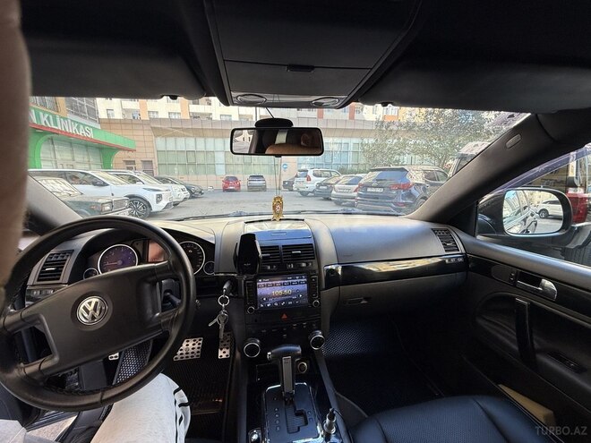 Volkswagen Touareg 2009, 300,000 km - 2.5 л - Bakı