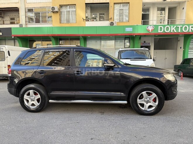 Volkswagen Touareg 2009, 300,000 km - 2.5 л - Bakı